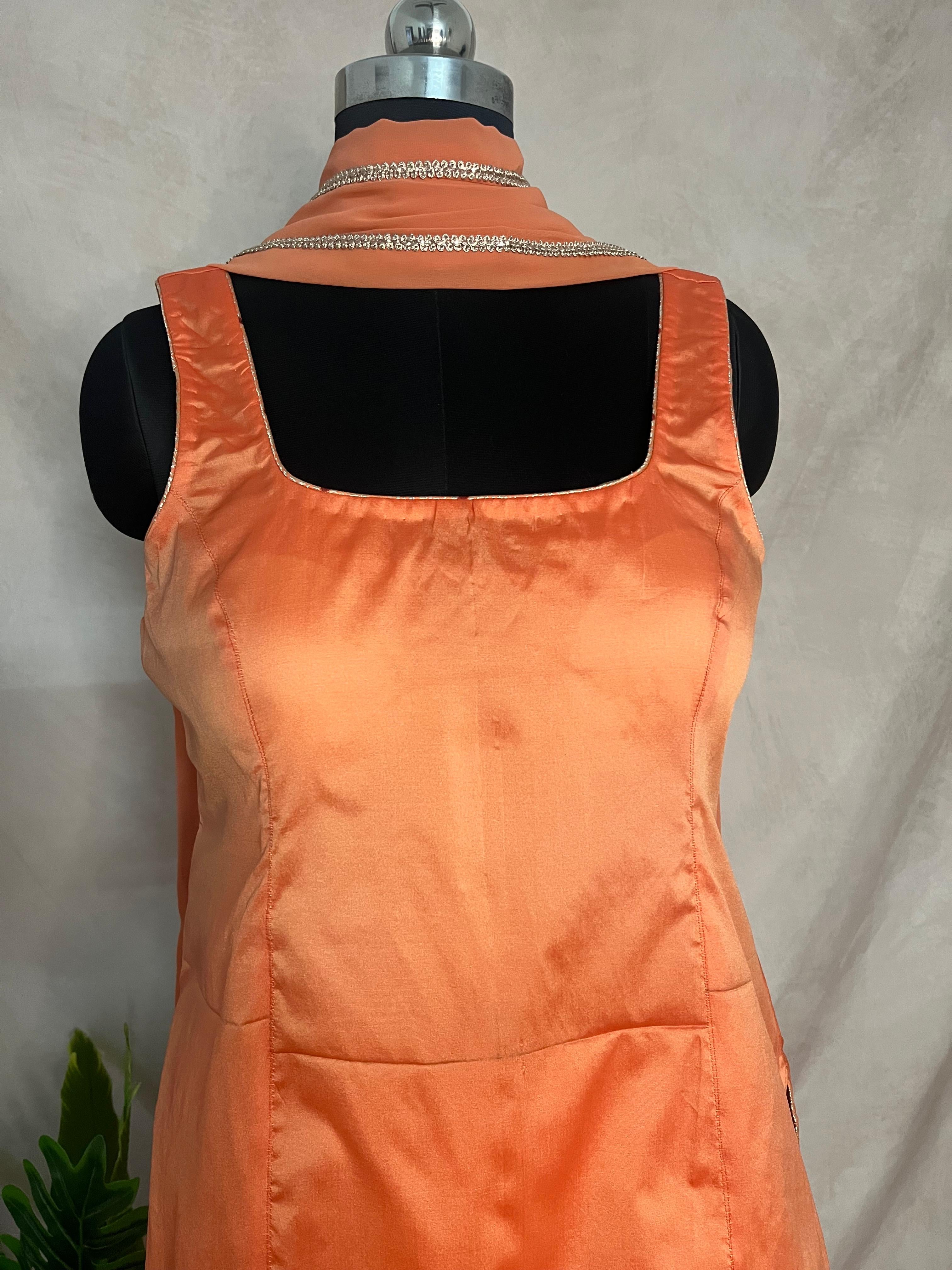 Peach silk short kuti with Banarsi brocade flared palazzo