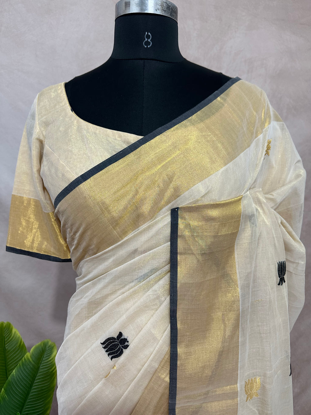 Handloom tissue kerala kasavu saree with stitched blouse