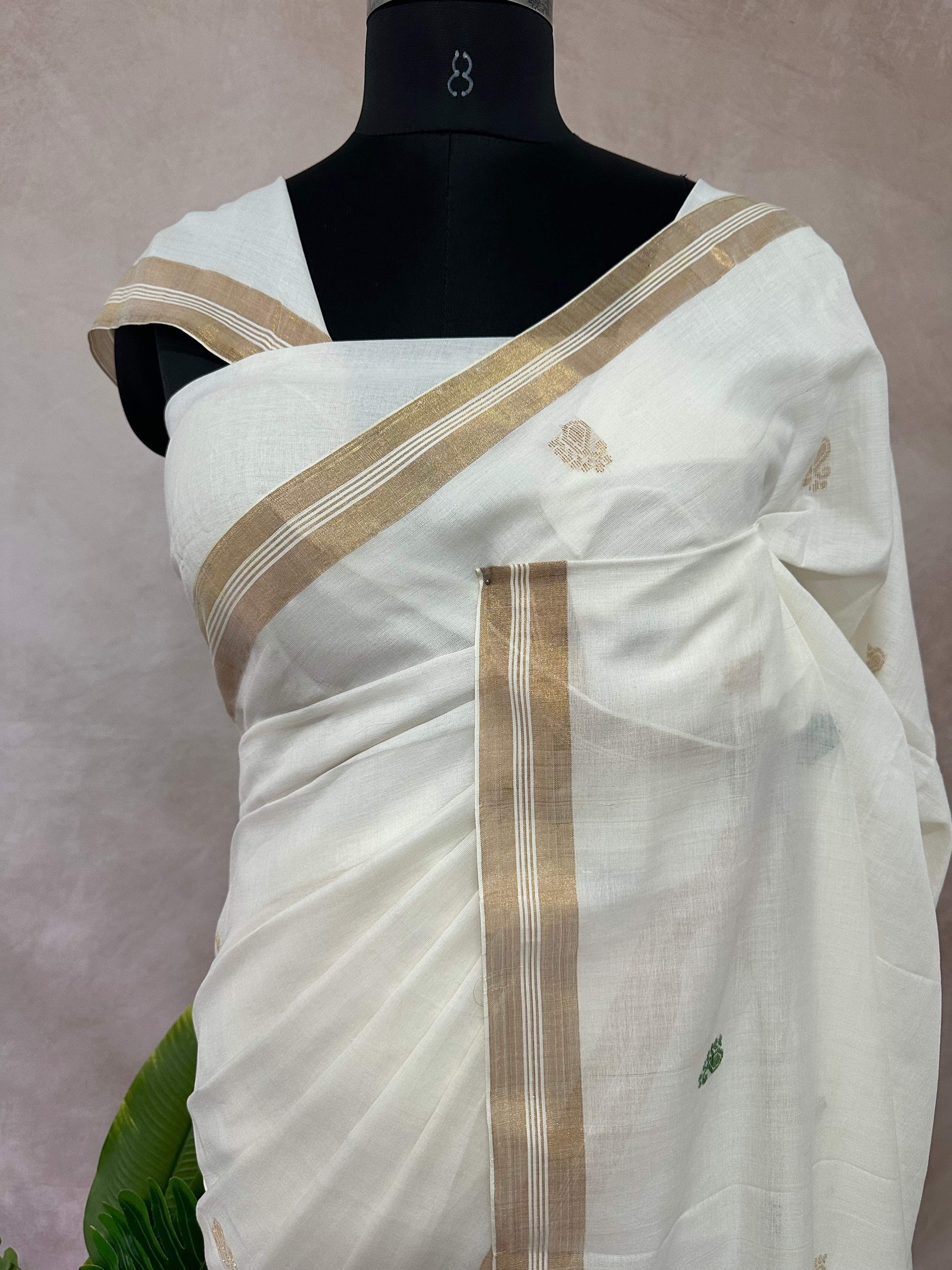 Green and gold pure cotton handloom saree with jamdanni weave