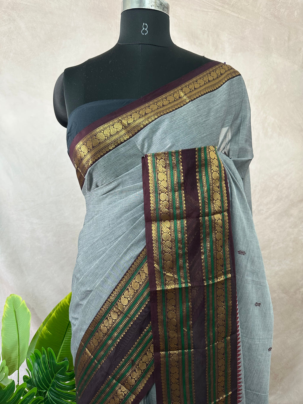Kanchivaram cotton ahndlomm saree , no BP