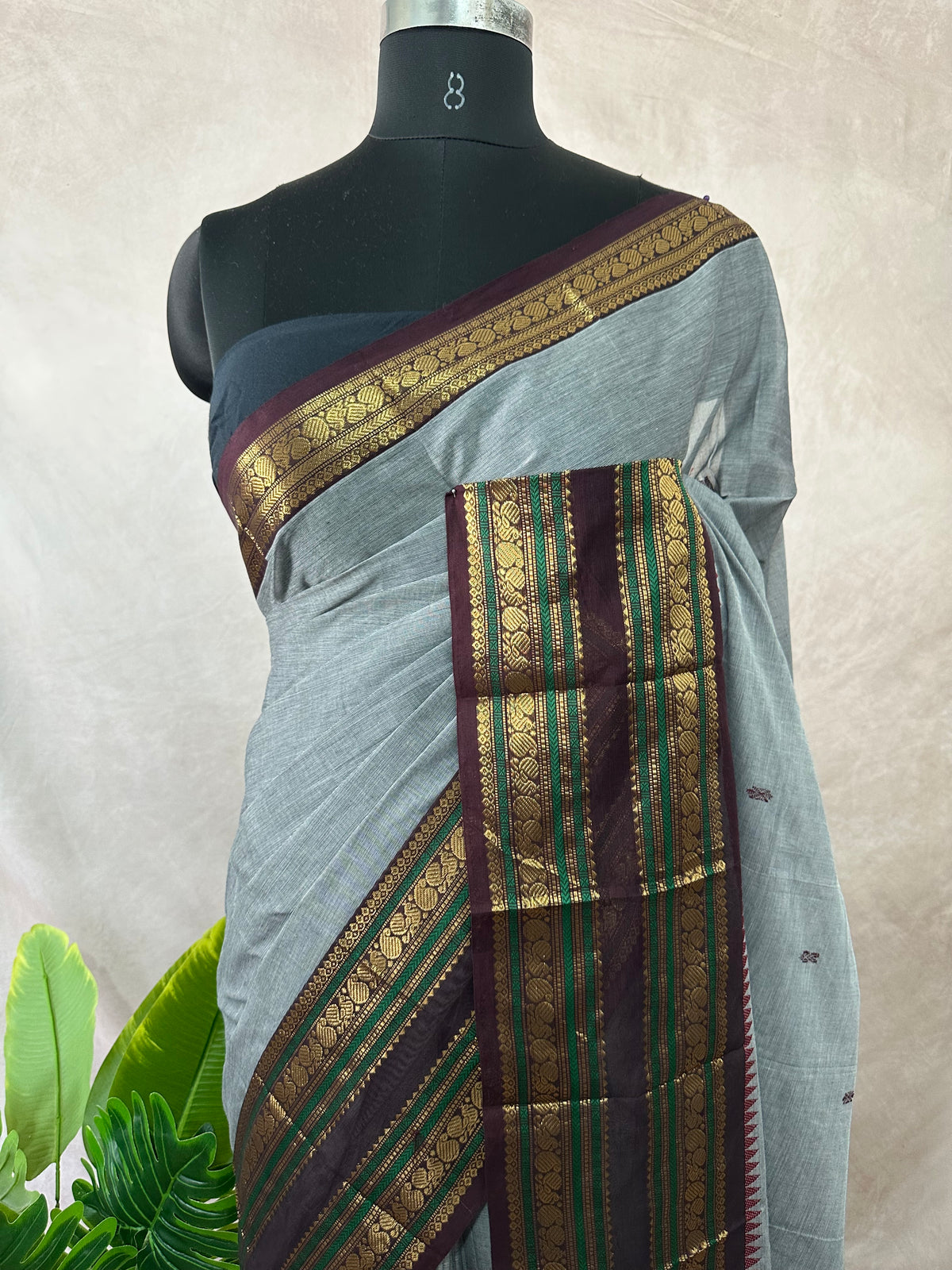Kanchivaram cotton ahndlomm saree , no BP