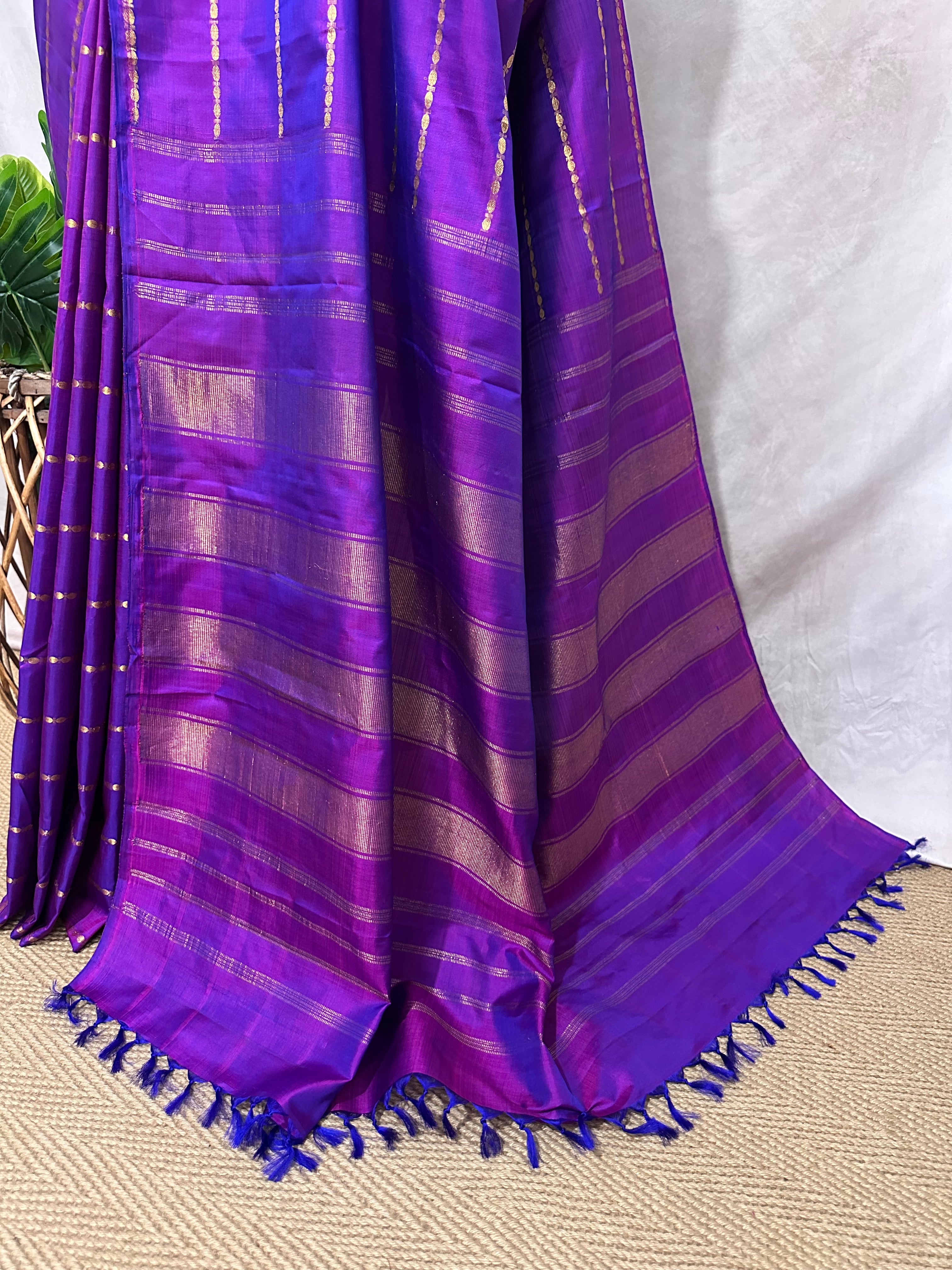 Pure handloom kanchivaram saree with 2gm zari, stitched blouse