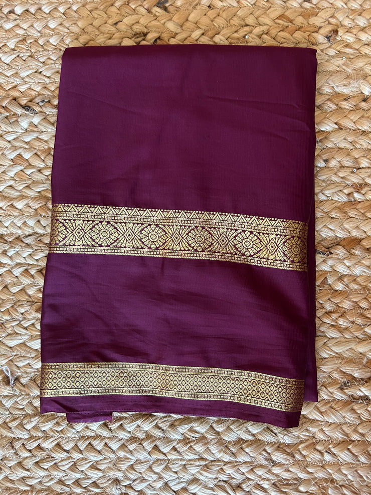 Gift saree, (no pico and fall)