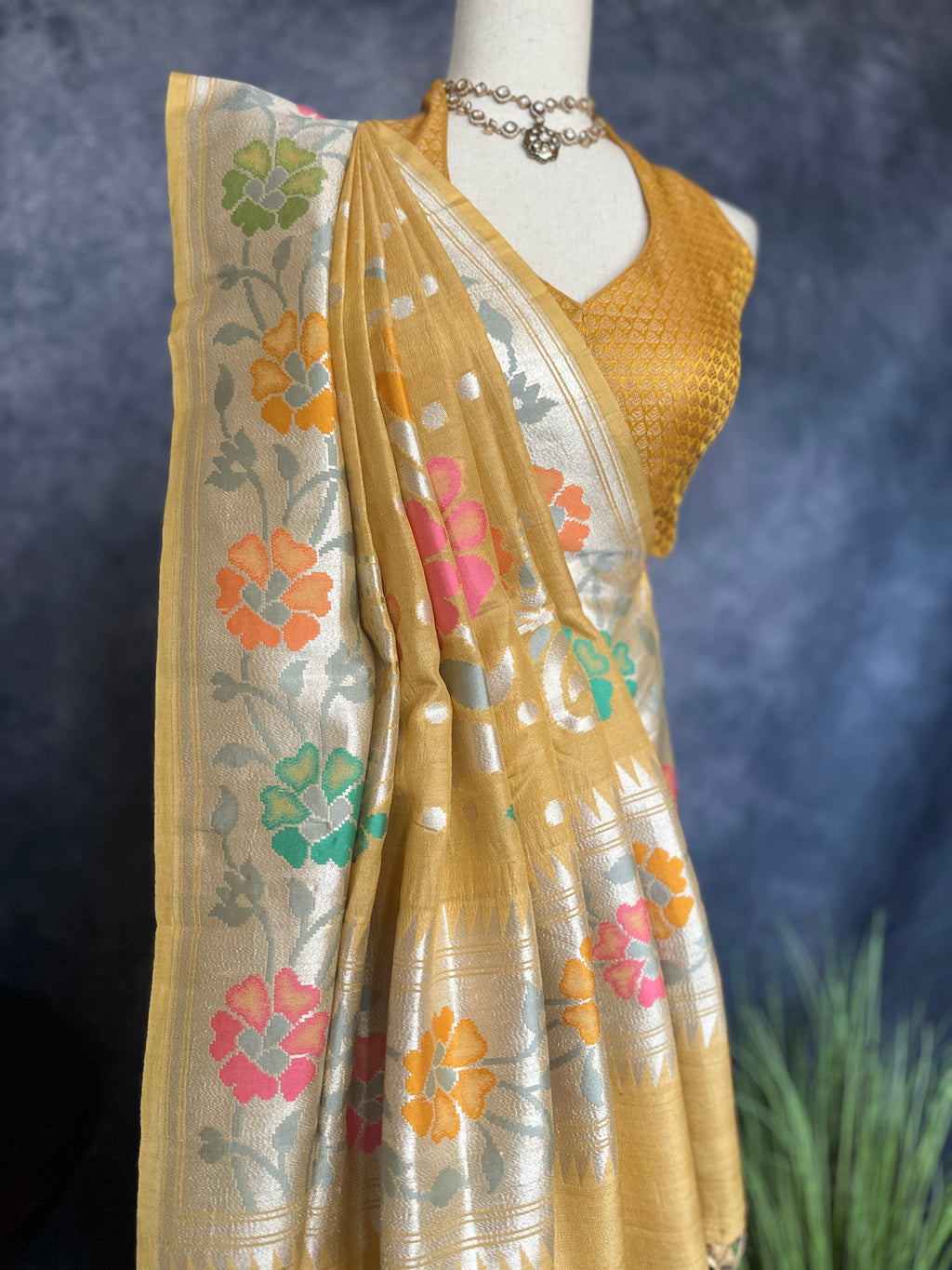 Pure Tussar Georgette Hand Loom Banarsi Saree With Paithani Border and Stitched Blouse