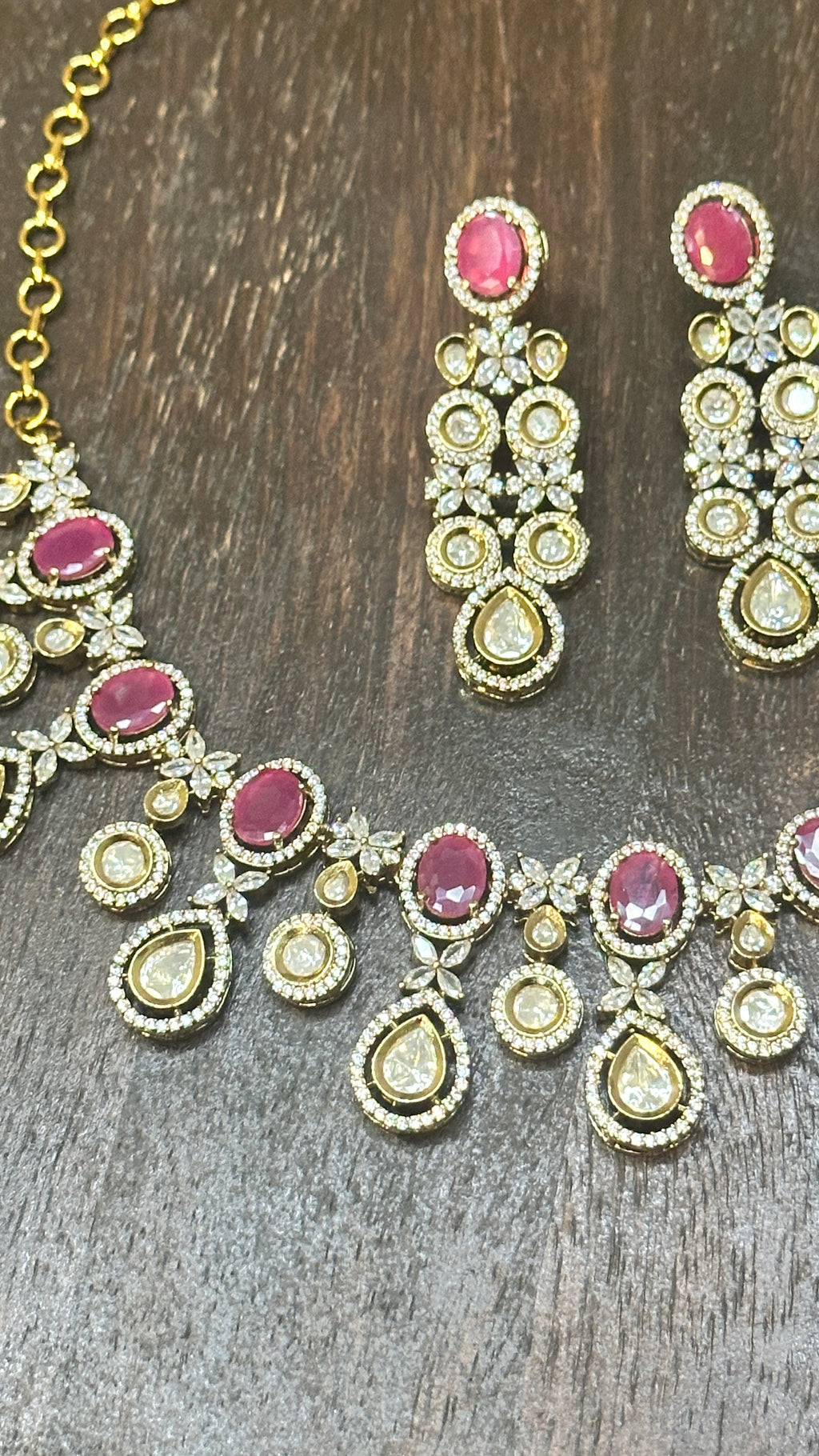 Necklace with moissanite stone , with earring