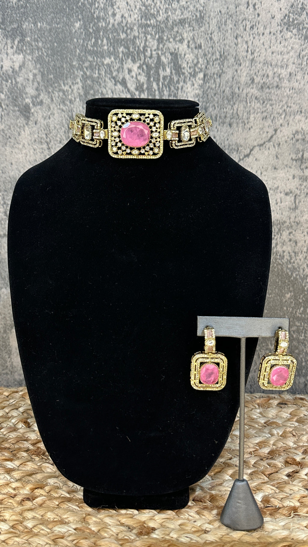 Designer choker with earring