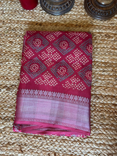 Gift saree, (no pico and fall)