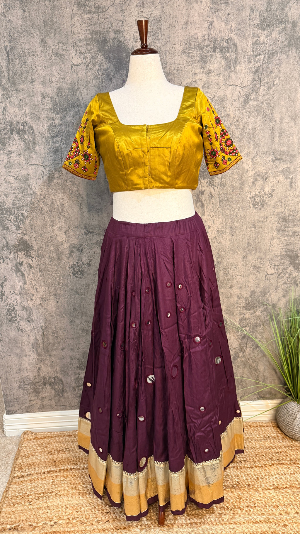 18 m flare navrathri skirt with foil mirror