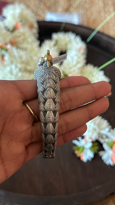 Dual tone kada