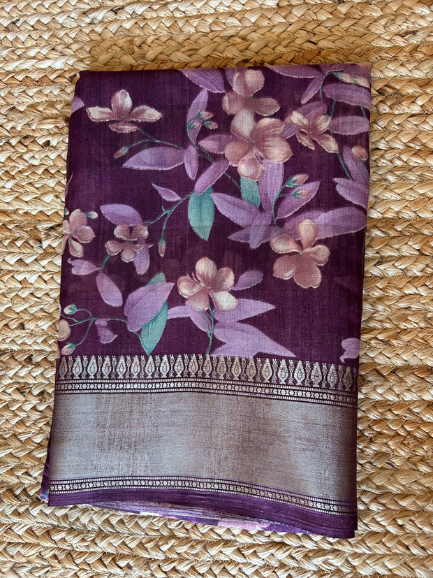 Gift saree, (no pico and fall)