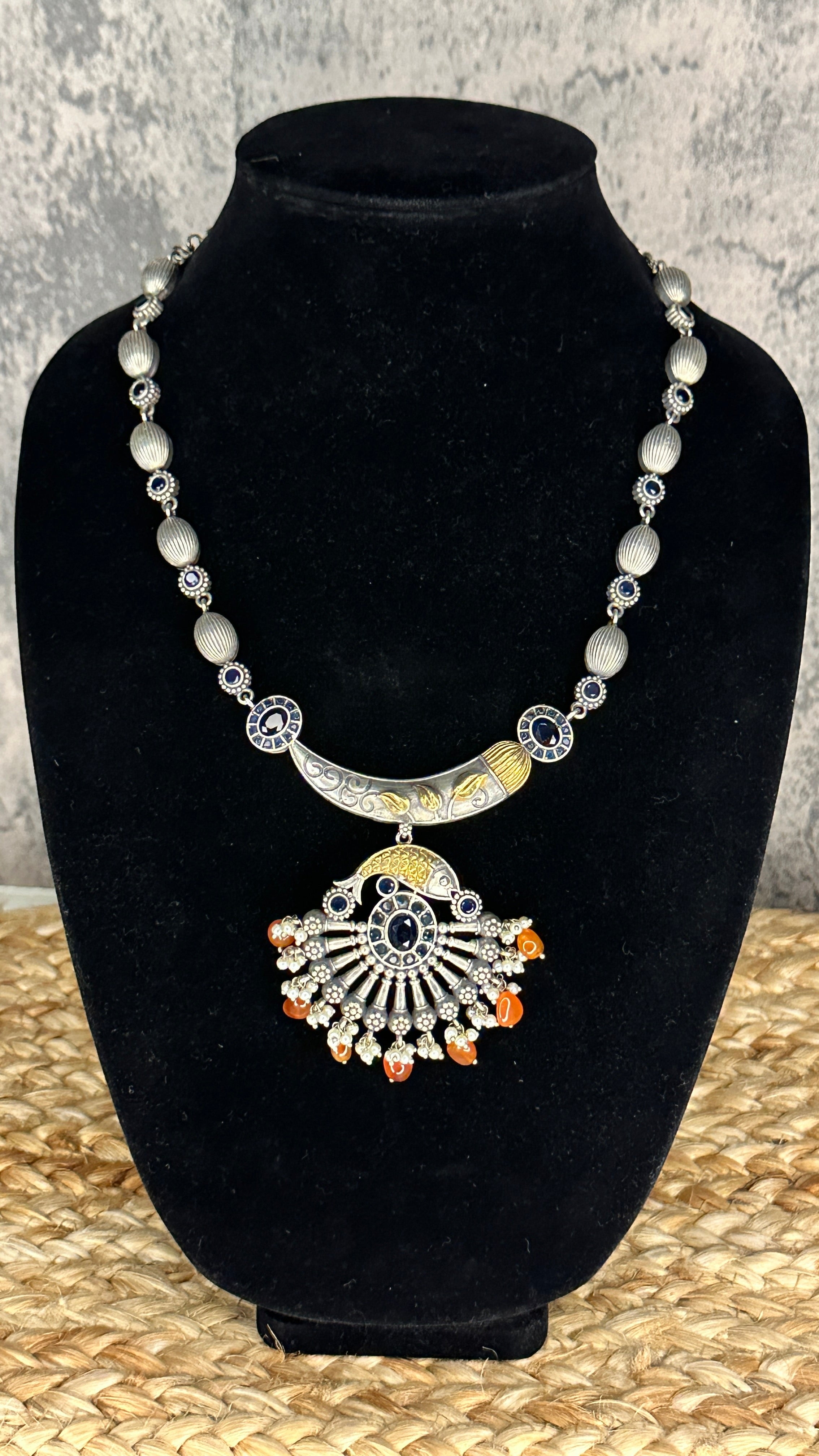 Dual tone necklace and earring
