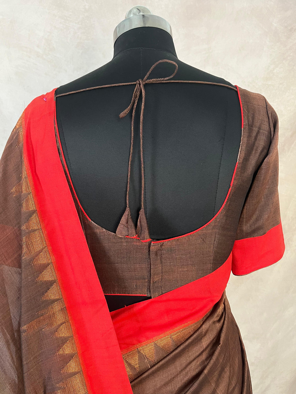 Handloom cotton saree with temple border and stitched blouse
