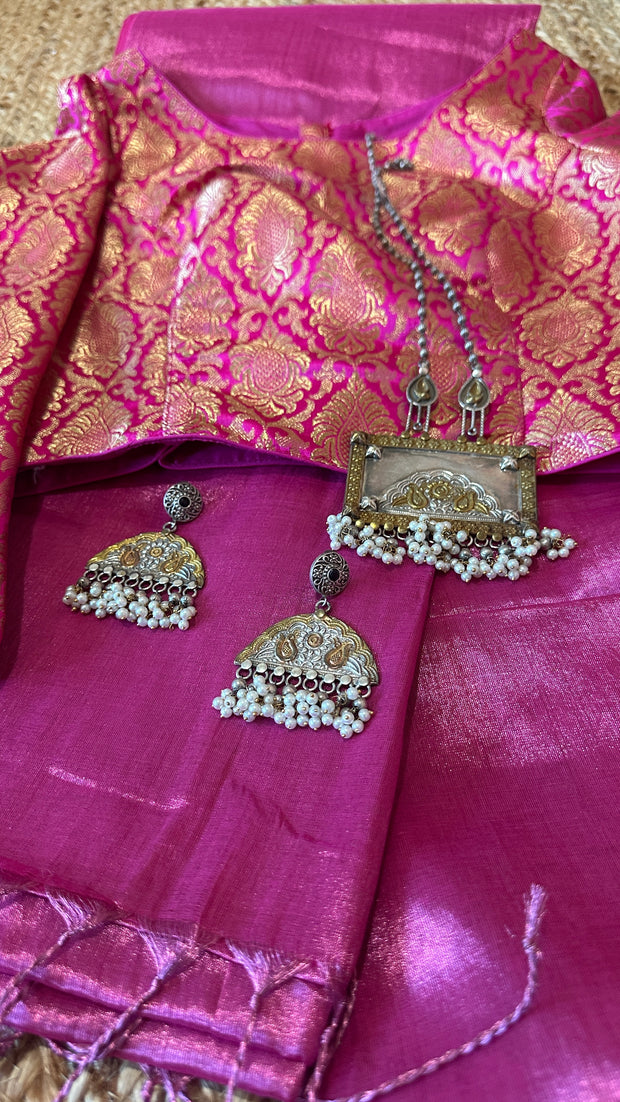 Light weight handwoven Cotton tissue saree