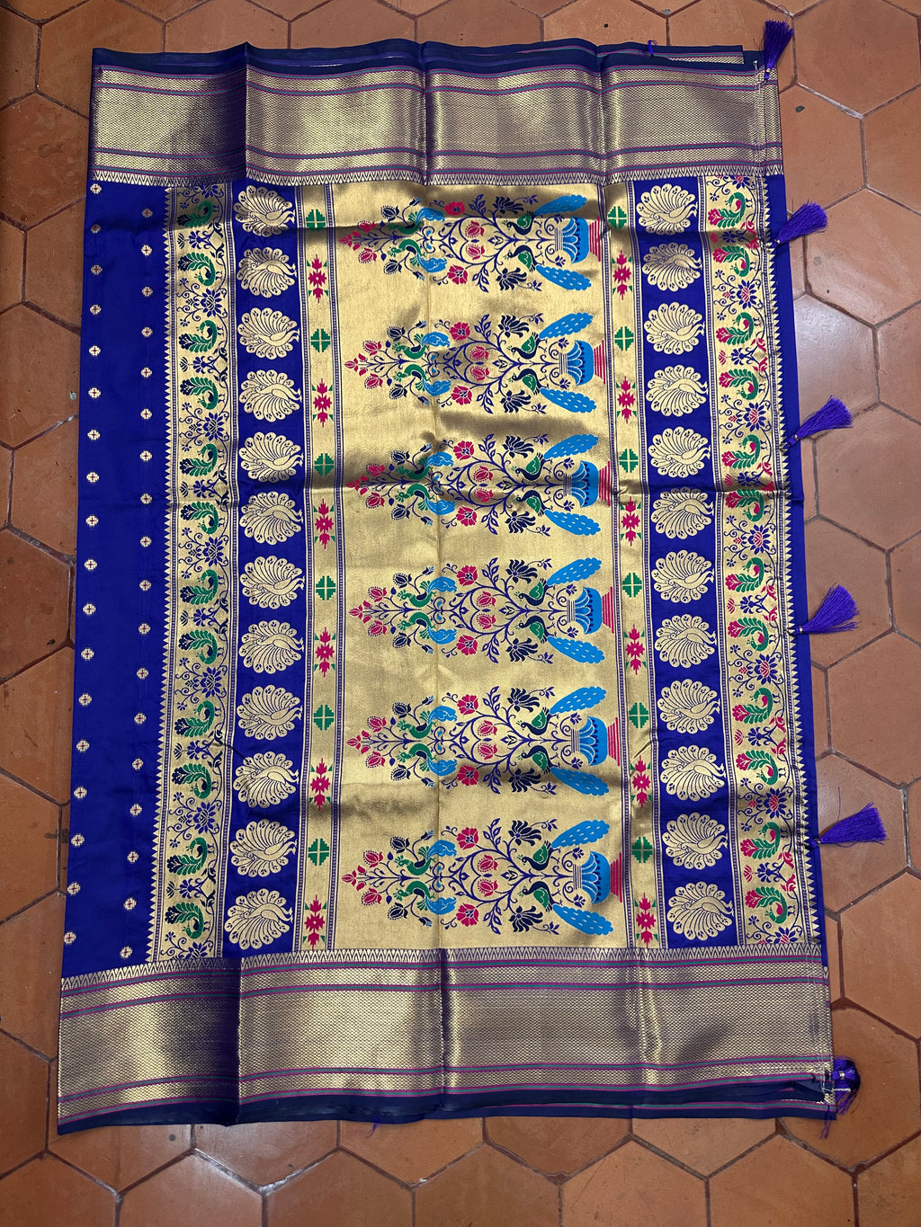 Gift saree