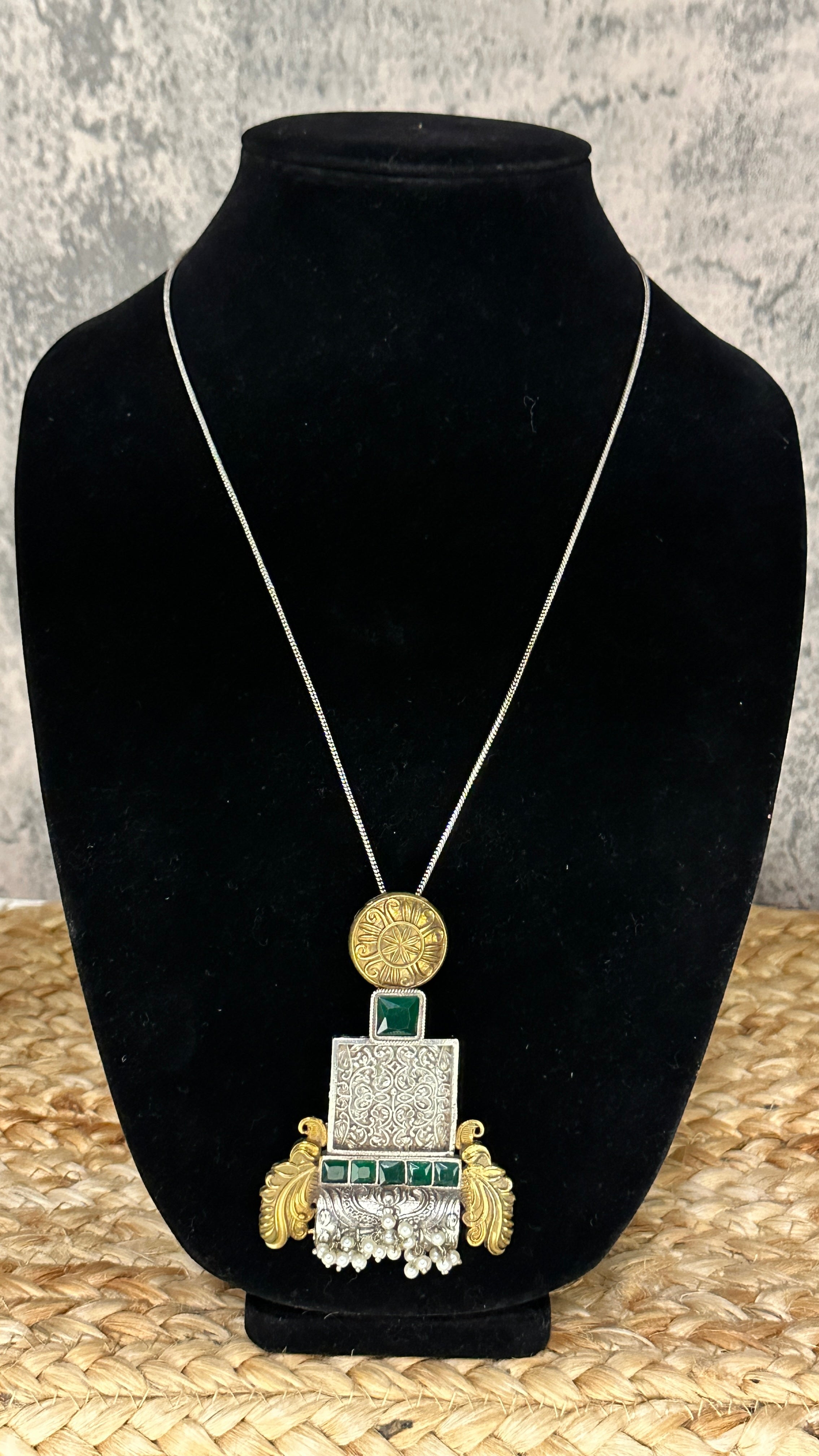 Green stone pendent