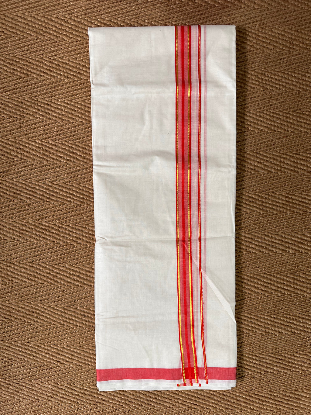 Gold and red border Dhothi