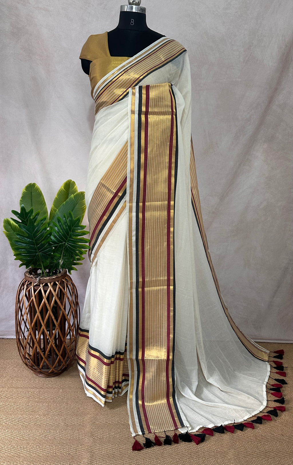 Maroon and black border 120 count mulcotton saree