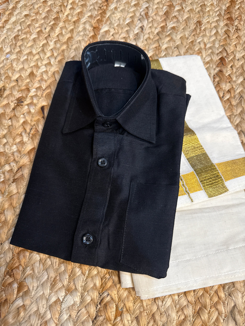 Shirt and 
Boys velcro mundu - 4yr