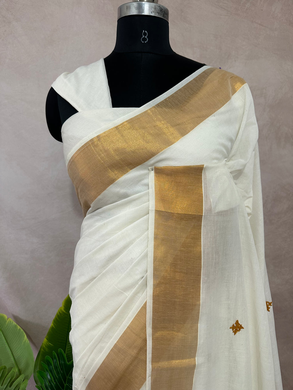 Set saree with gujrati hand work (Kutch work)