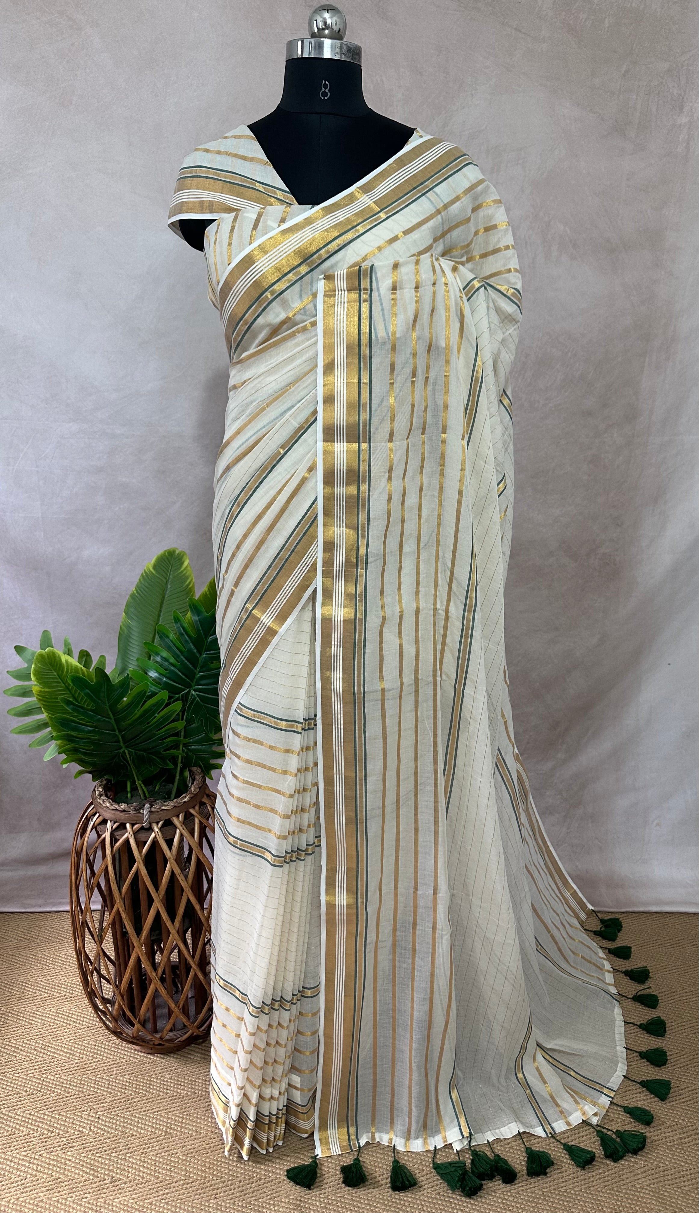 Green and gold line 120 mulcotton saree