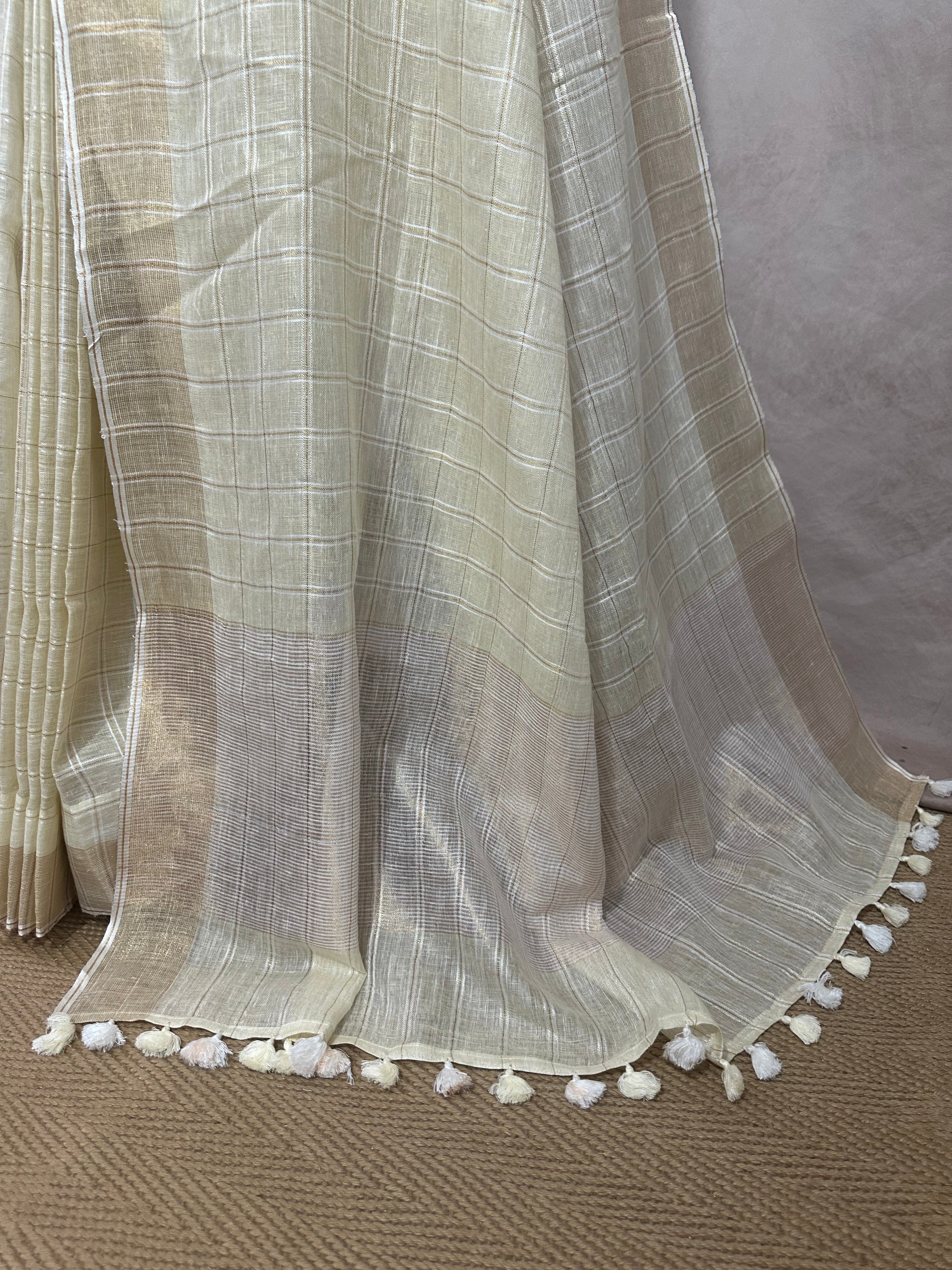 Linen saree with gold check and border