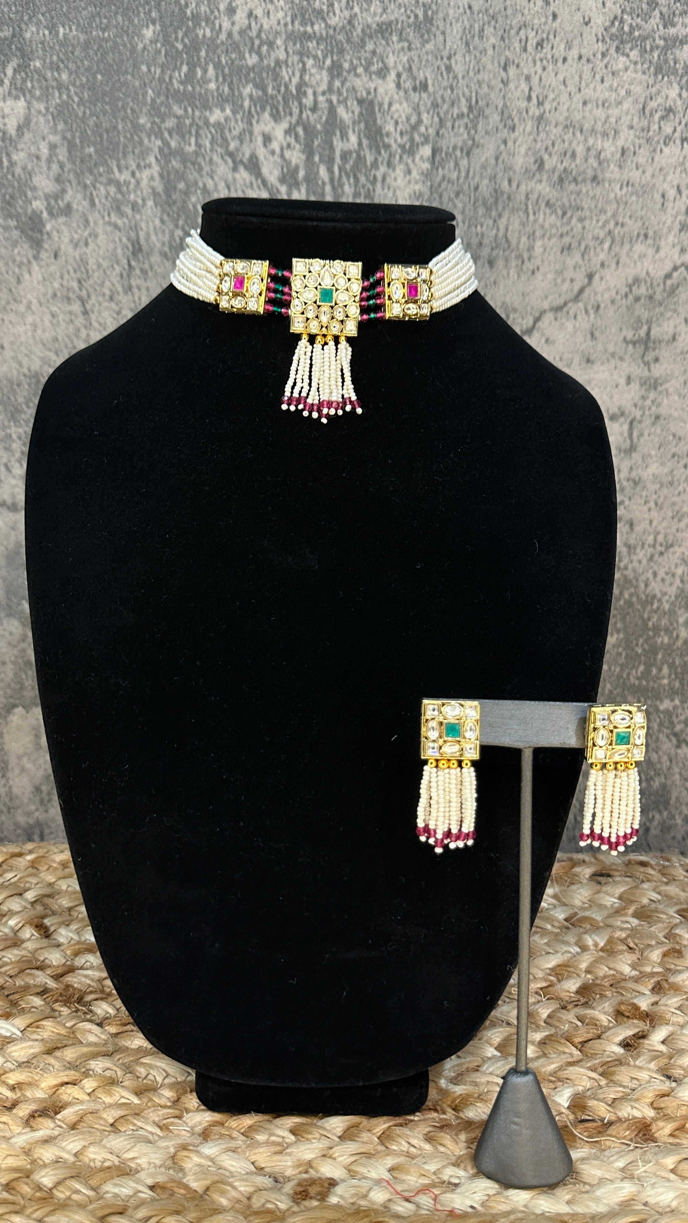 Choker with green and kundan stone