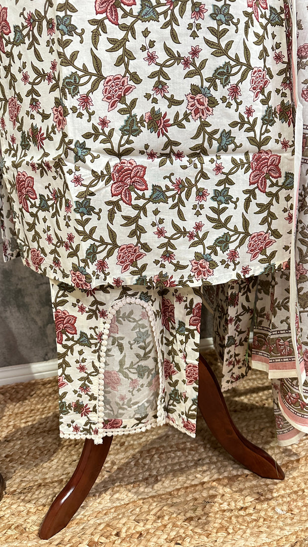 Off white kurti with bottom and dupatta