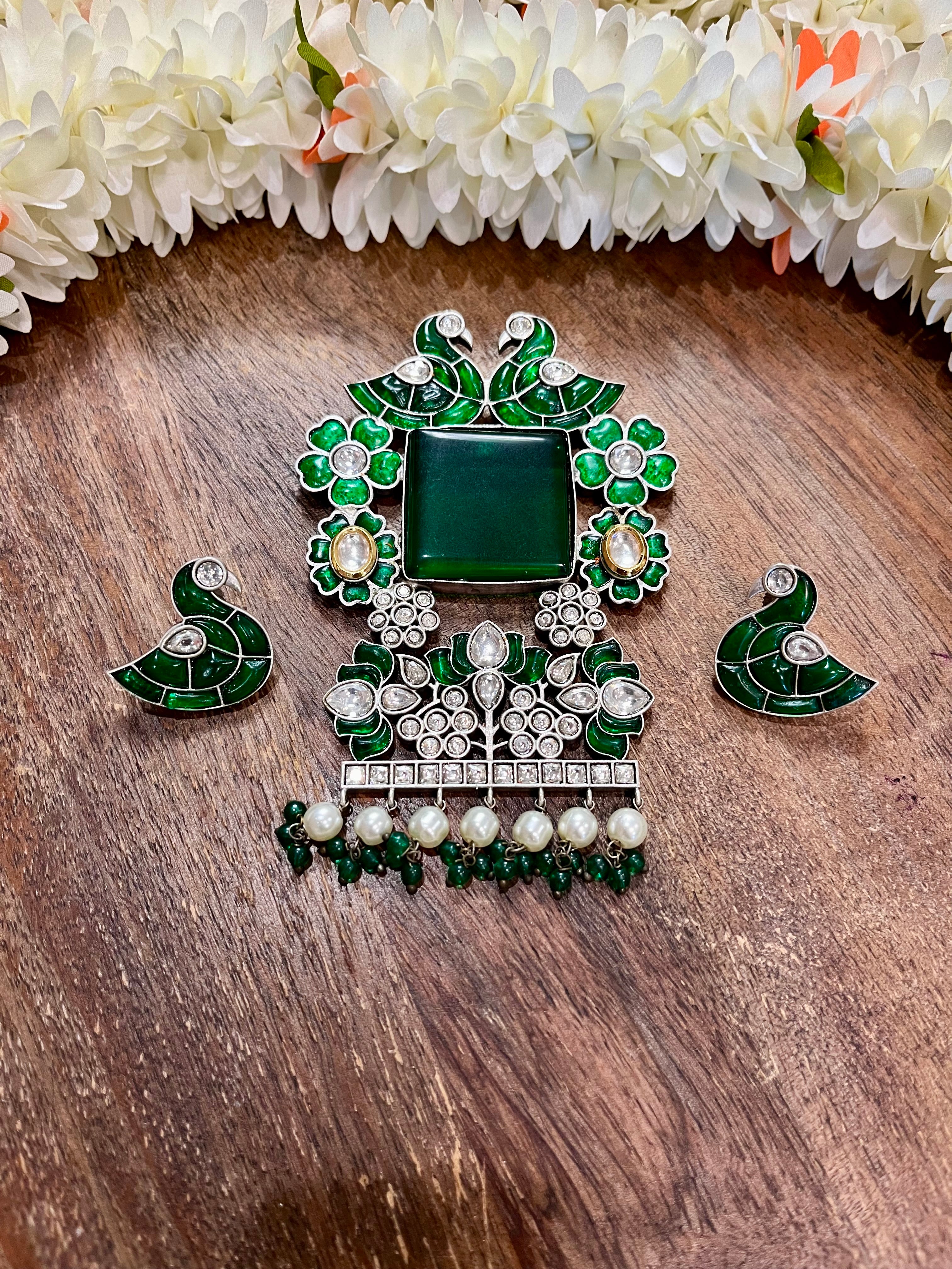 Green Kemp stone pendant and earring
