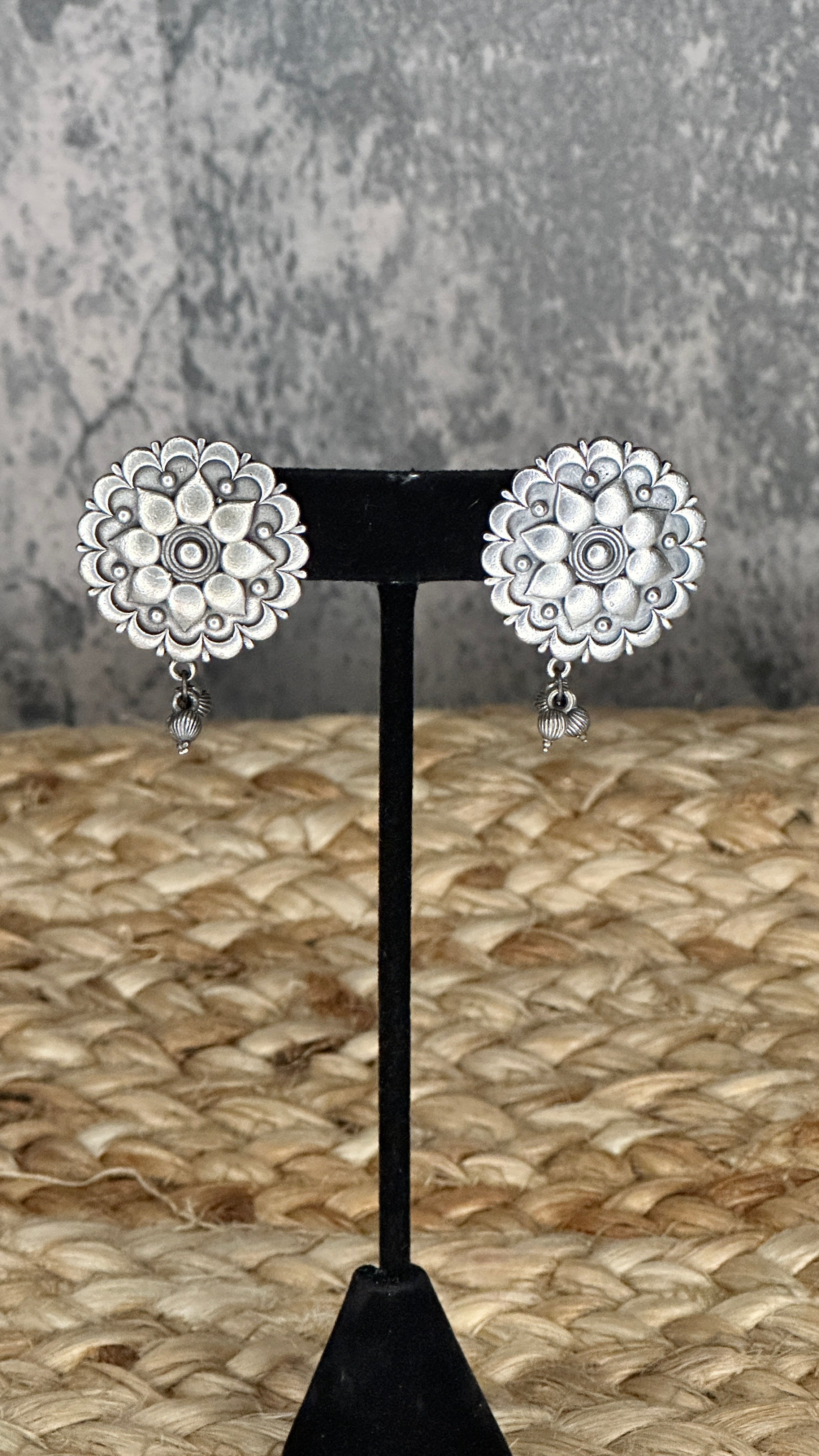 Silver replica necklace and earring - with white stone
