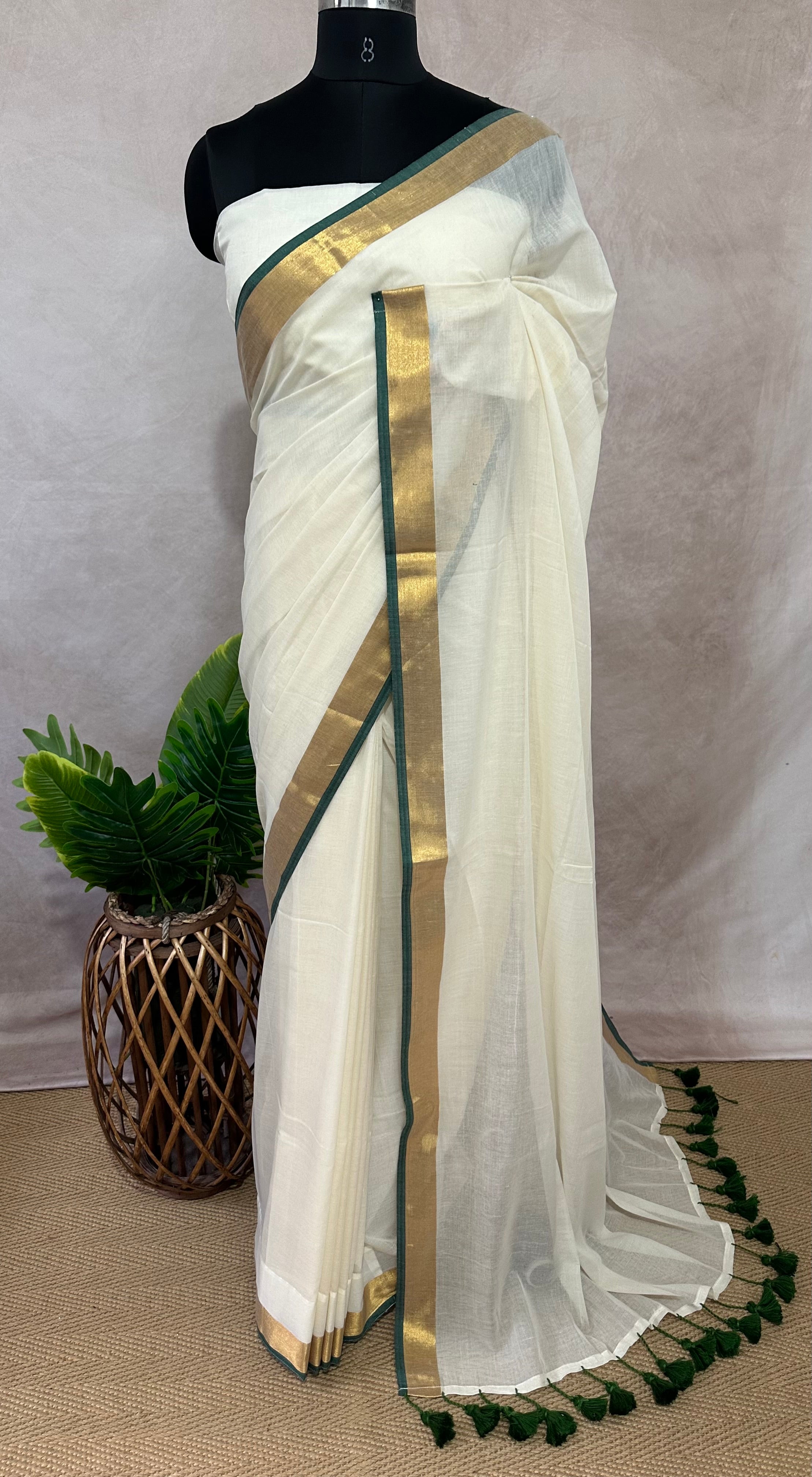 Green and gold border 120 mulcotton saree