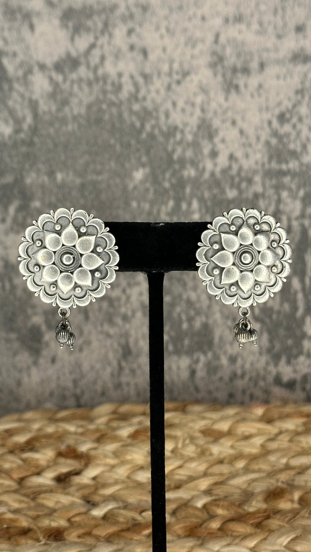 Silver replica necklace and earring - with blue stone