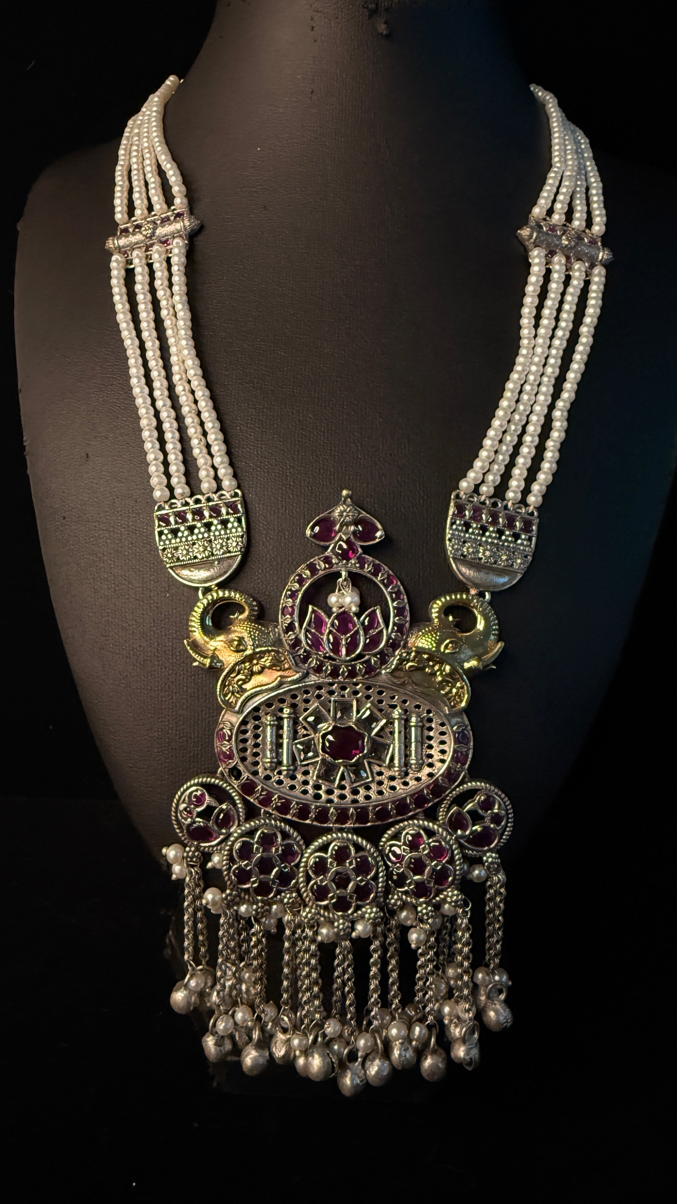 Dual tone necklace with pink stones and earring