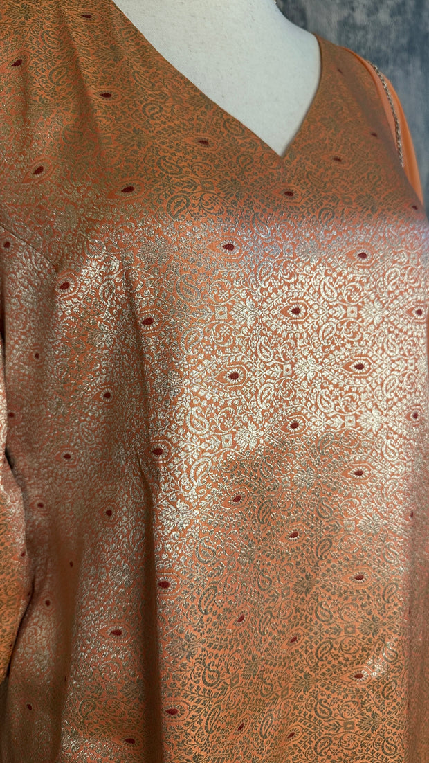 Peach banarsi brocade kuti with silk flared palazzo