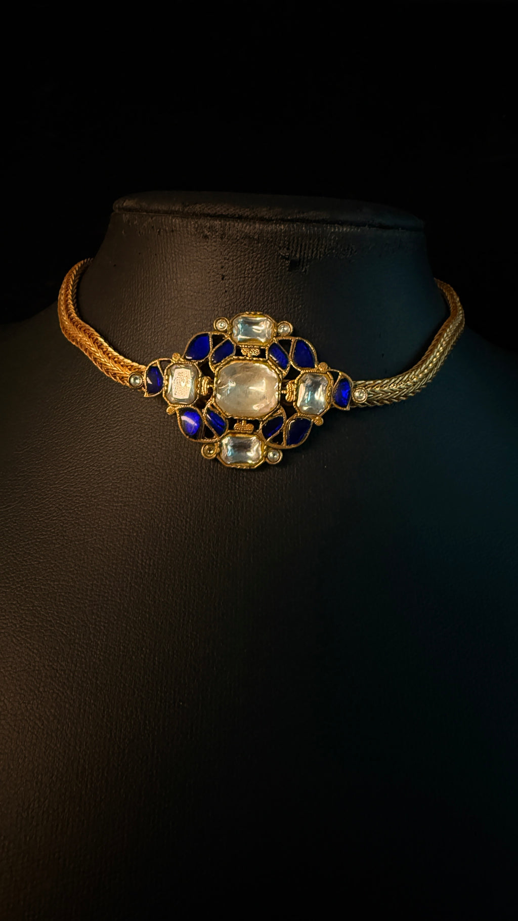 Chokker with jadau kundan and jhumka