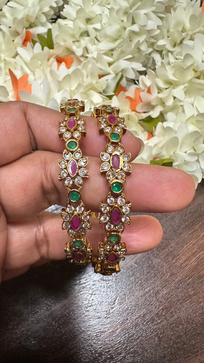 Gold bangles set - size 2.8