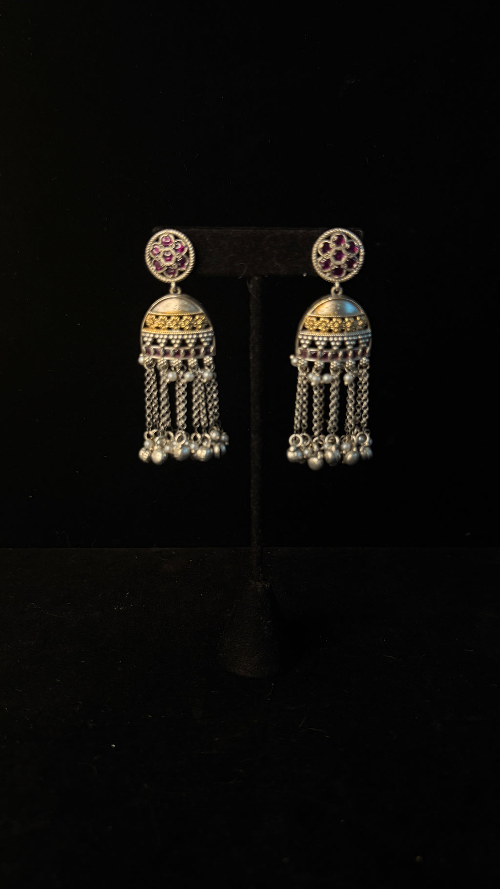 Dual tone necklace with pink stones and earring