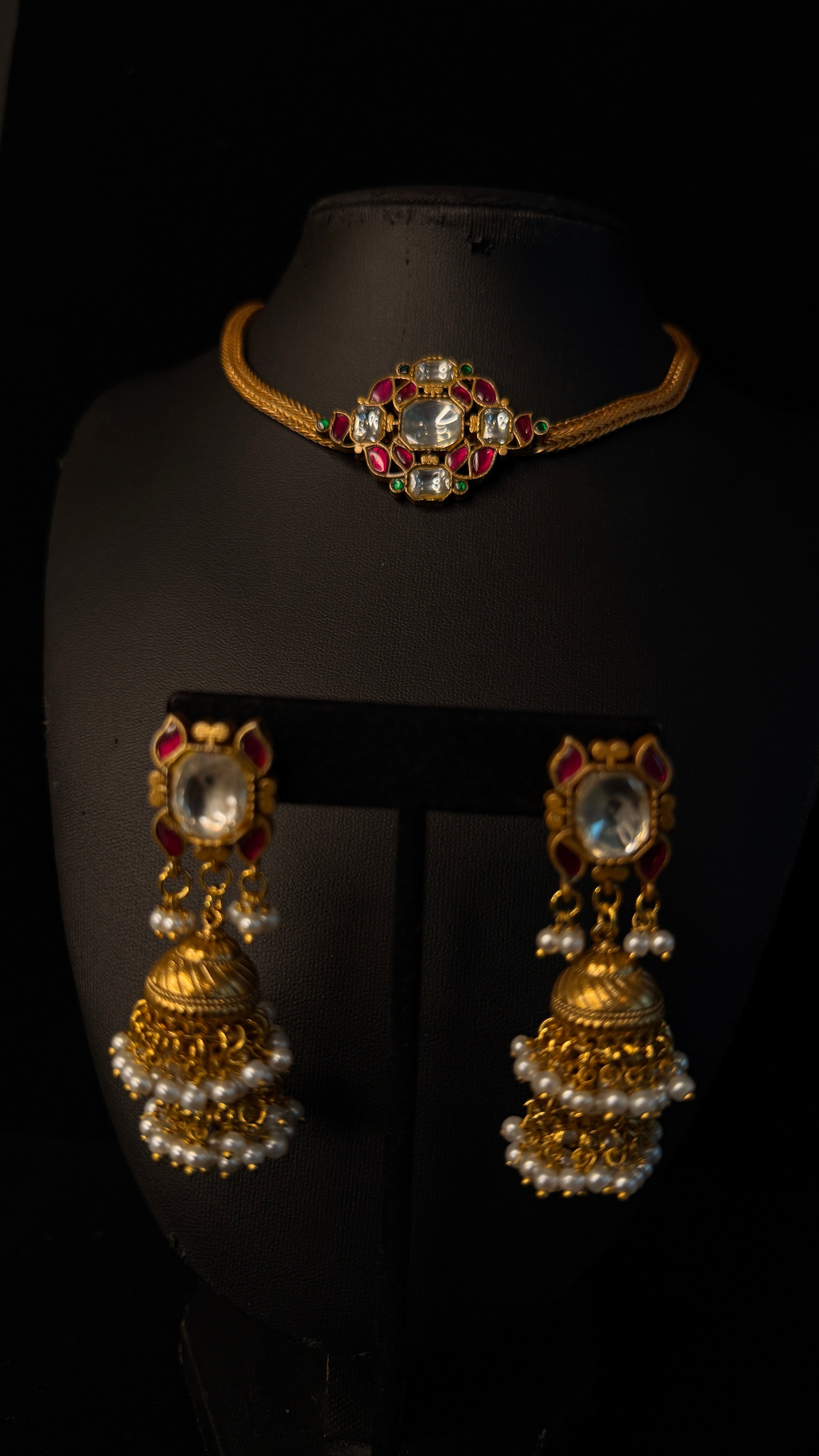 Chokker with jadau kundan and jhumka