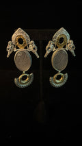 Dual tone earring with Grey stone