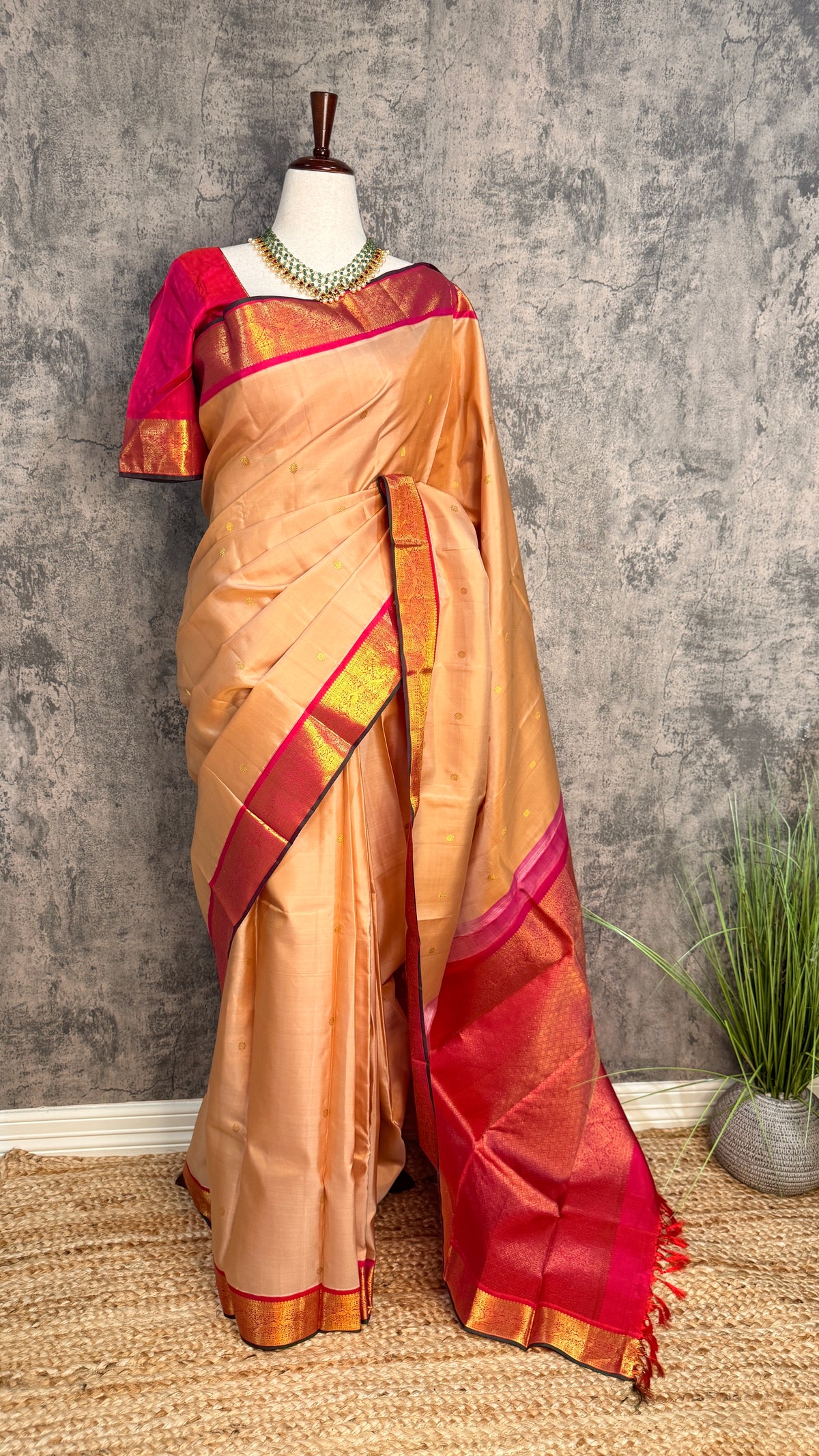 Handloom sandal kanchivaram pure silk saree with pink korvai border