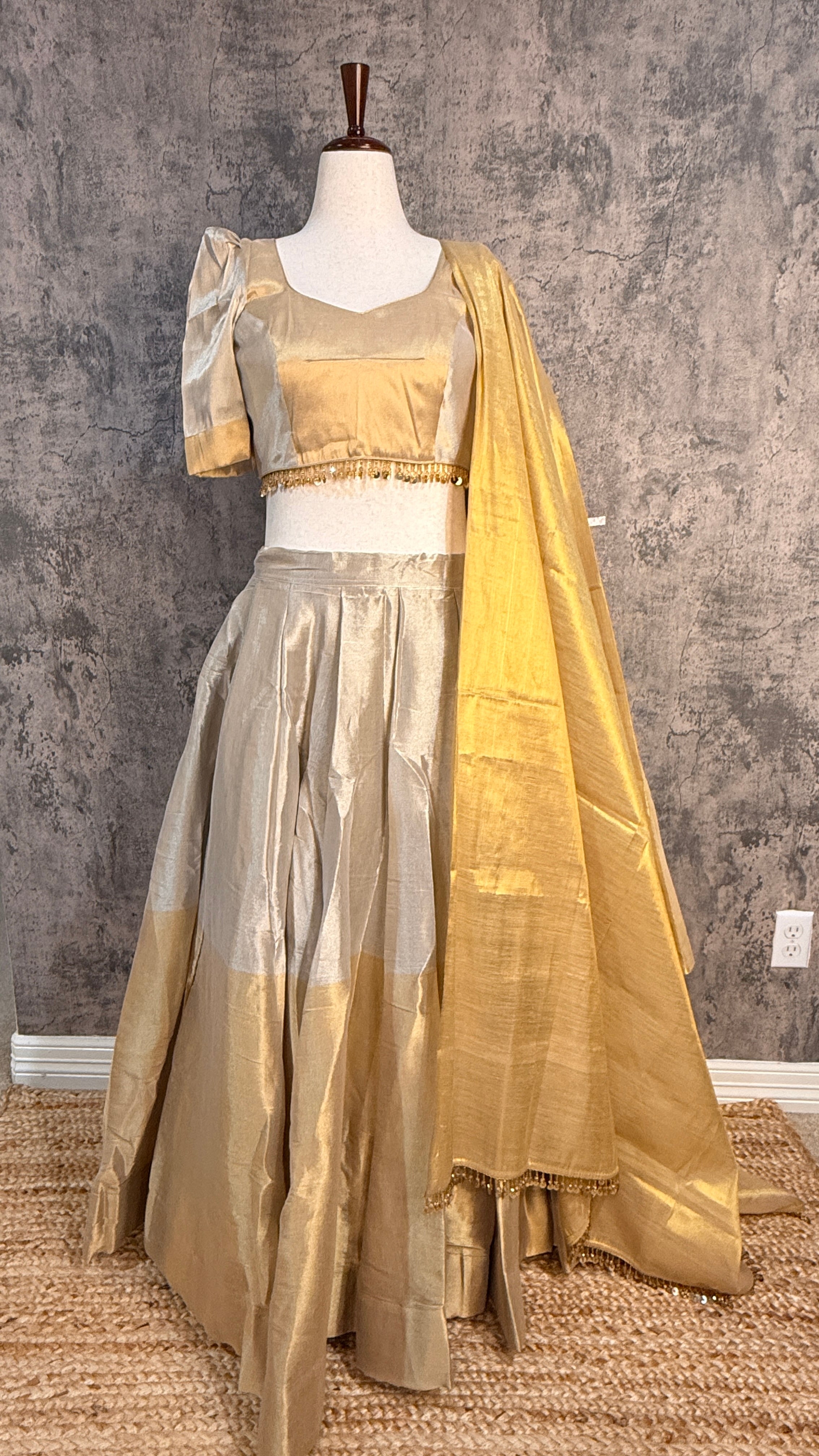 Cotton tissue 8m flare skirt, blouse and dupatta