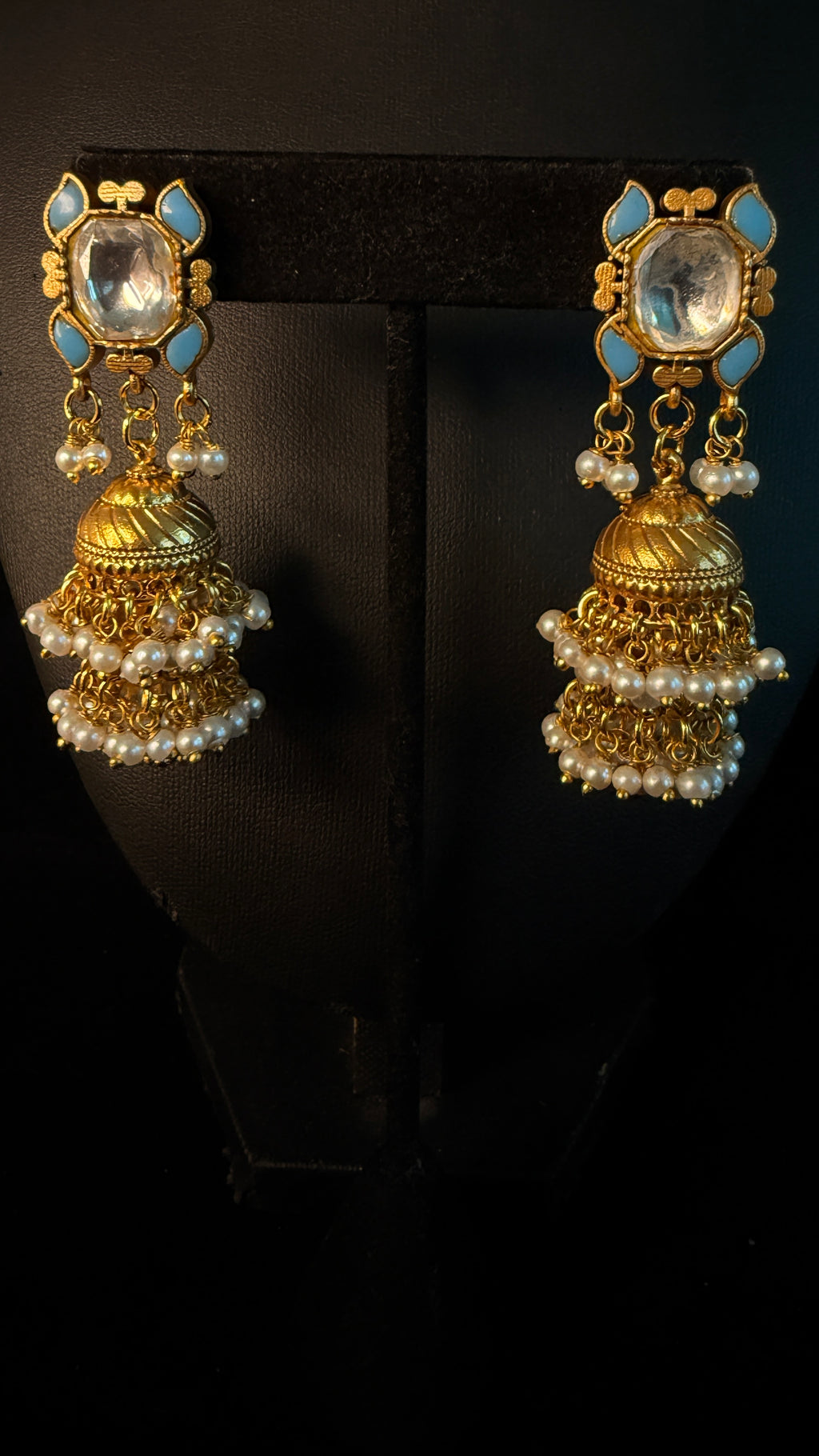 Chokker with jadau kundan and jhumka