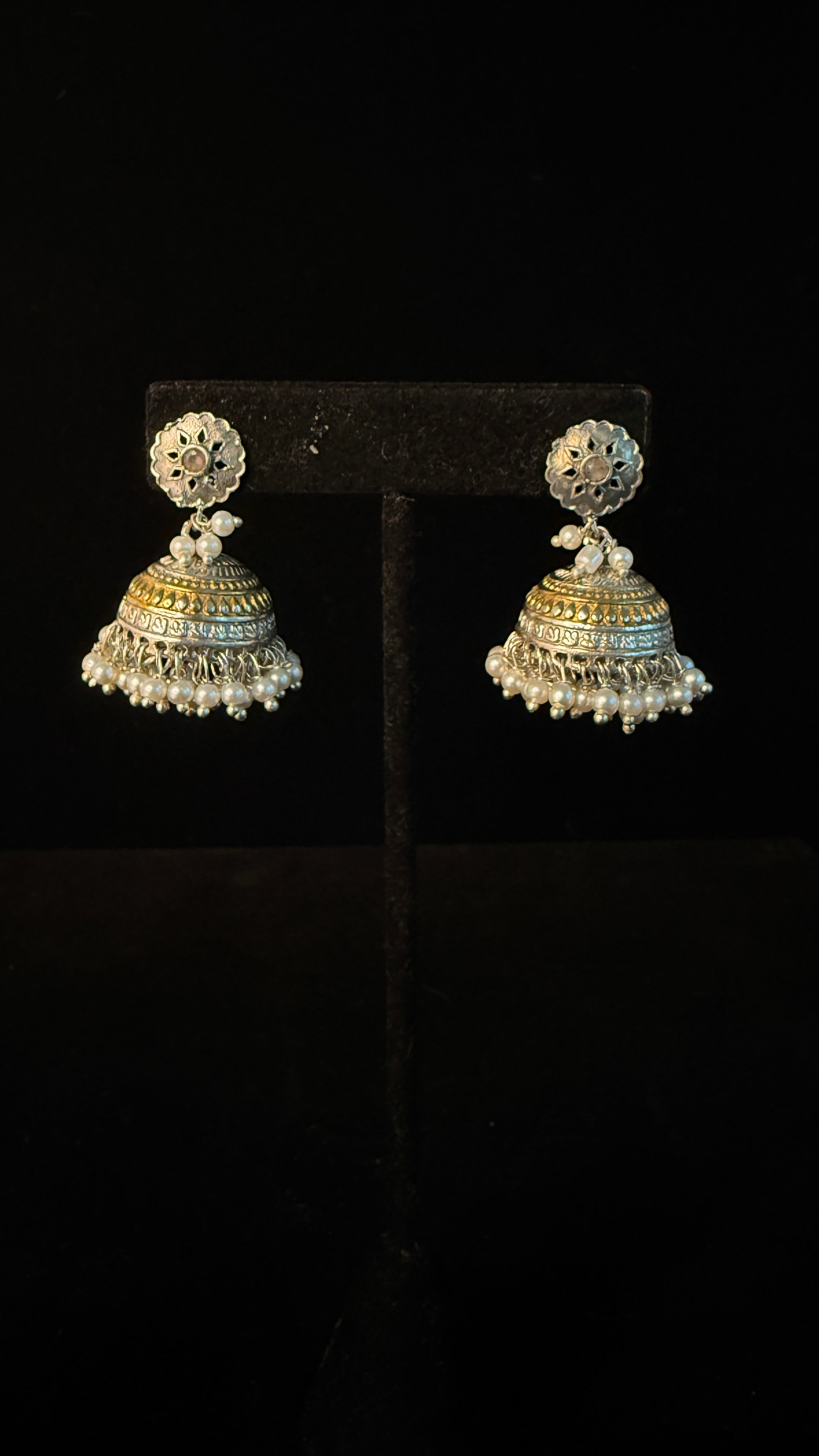 Dual tone necklace with pastel pink and green stones and earring
