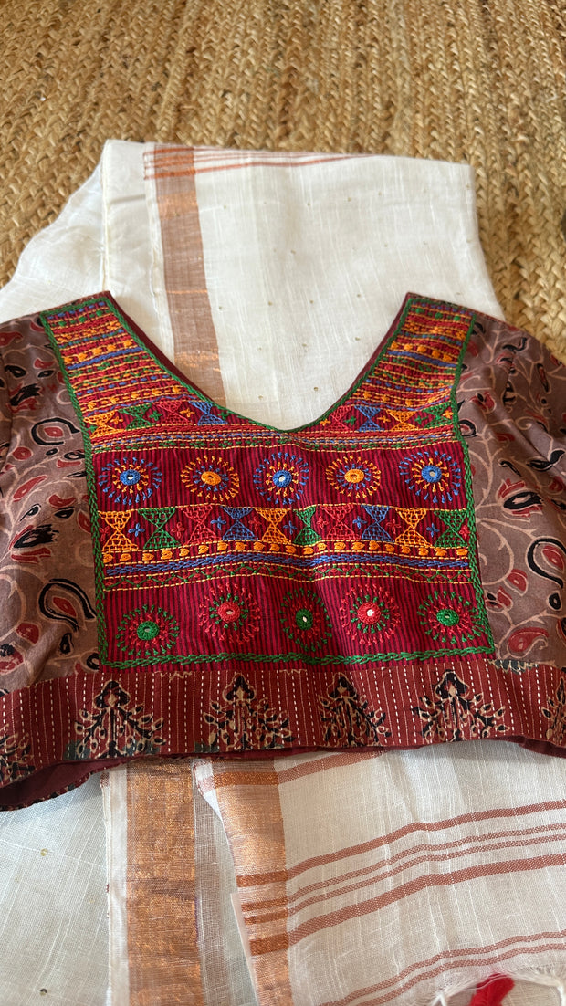Handloom linen saree with sequins weave