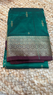 Gift saree, (no pico and fall)