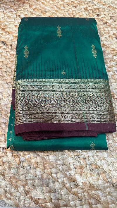 Gift saree, (no pico and fall)