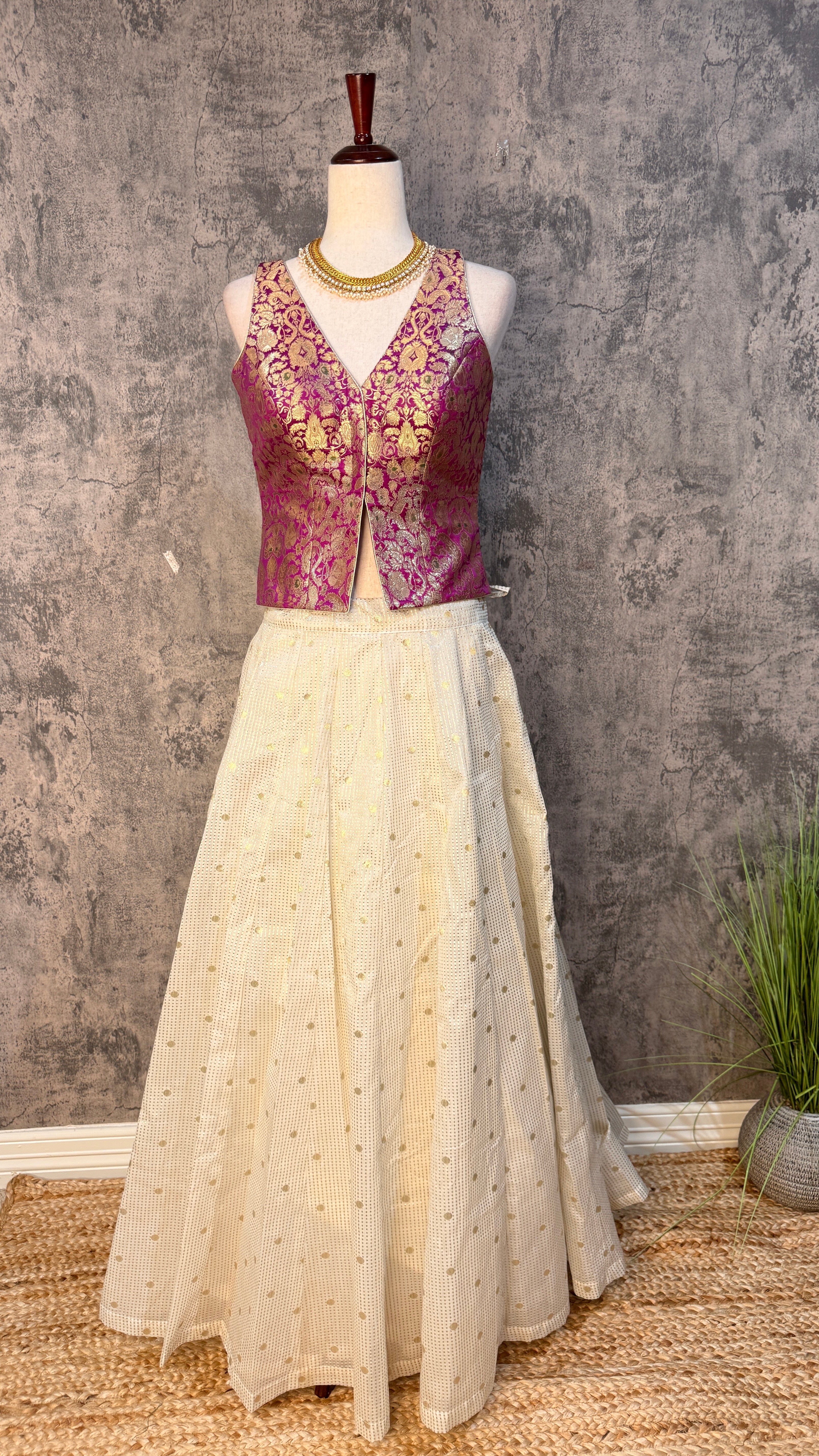 Chanderi skirt with banarsi brocade top