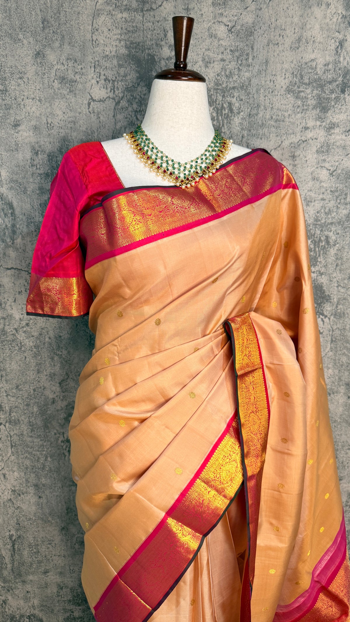 Handloom sandal kanchivaram pure silk saree with pink korvai border