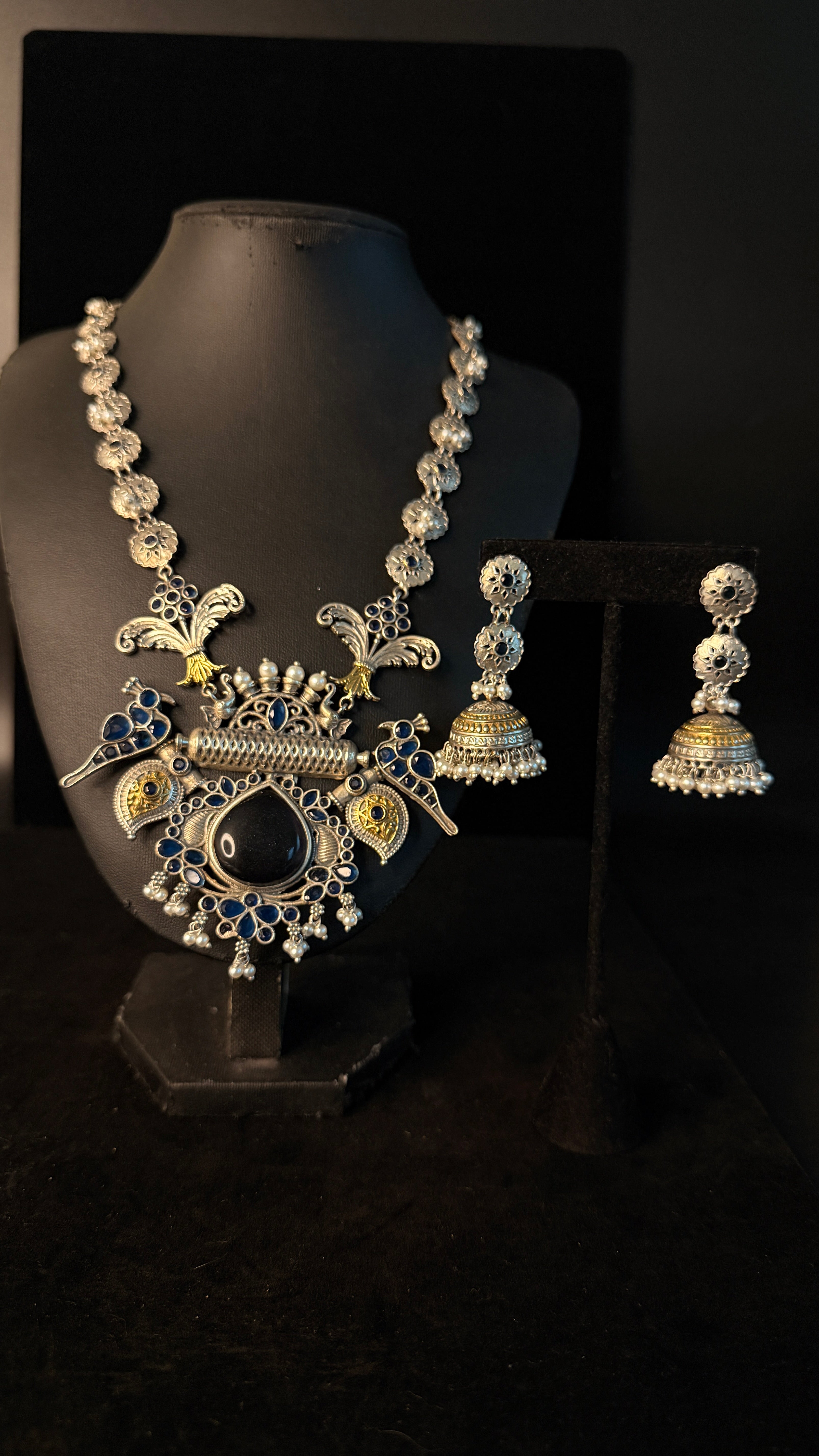 Dual tone necklace with blue and purple stones and earring