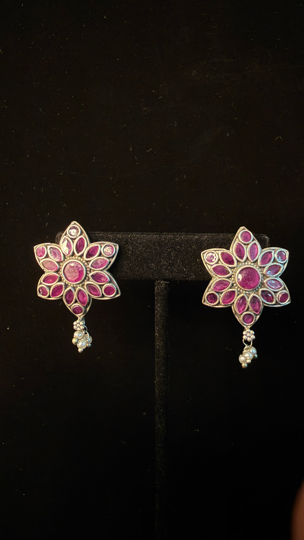 Dual tone choker with pink stone