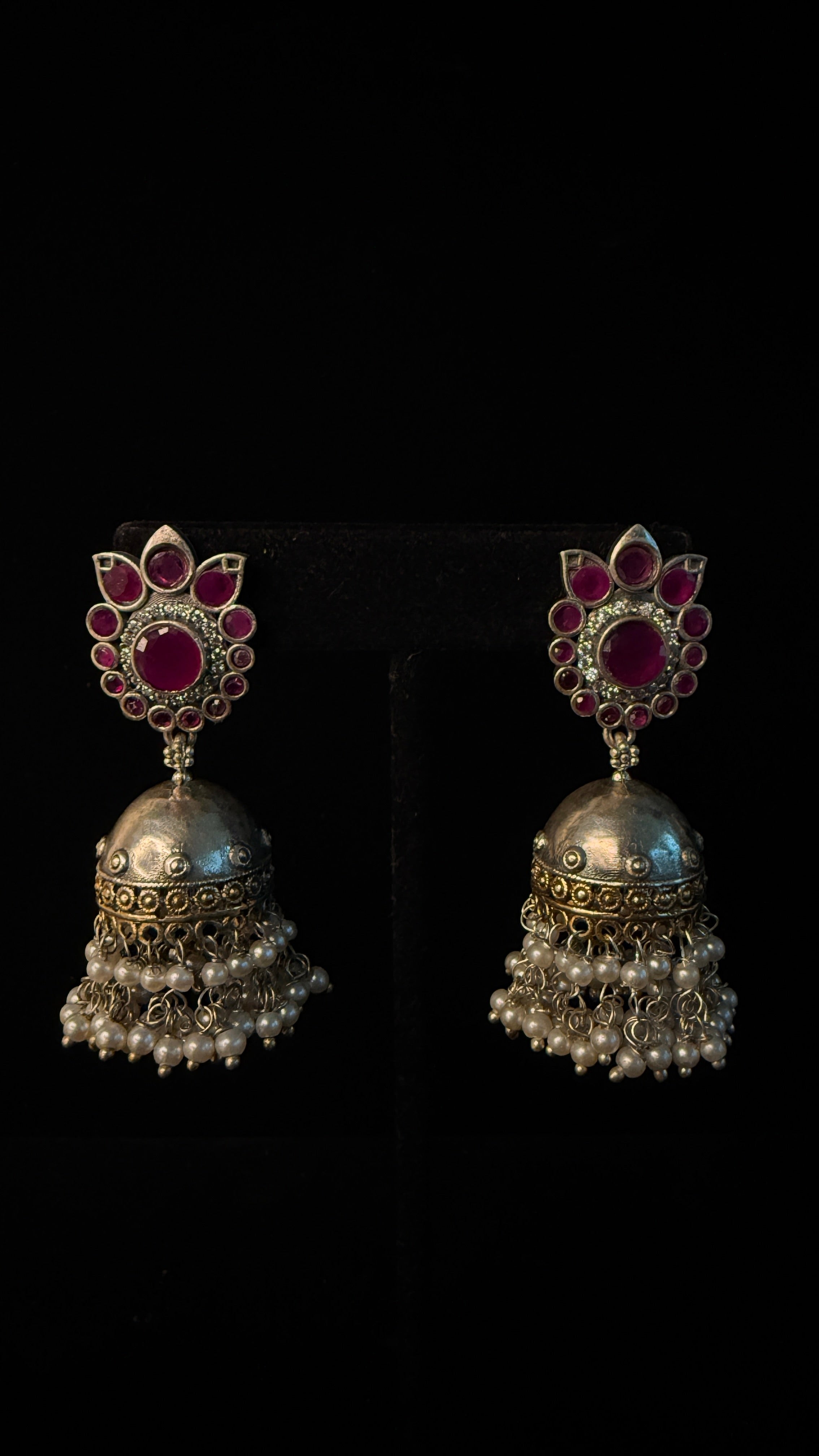 Dual tone necklace with pink stones and earring